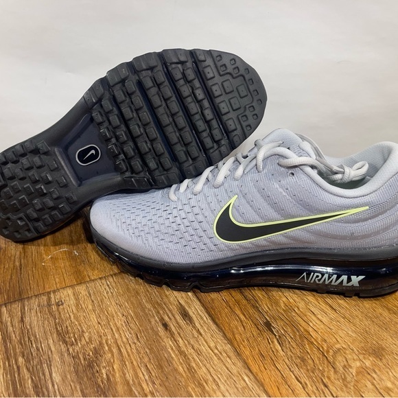 Nike Air Max 2017 Wolf Grey/Black/Pure Platinum 849559-012 Men's Size‎ 10 New - Picture 8 of 8